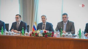 МИД ОАЭ опубликовал фото переговоров России, США и Украины в Абу-Даби