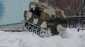 Динамический показ снегоболотохода M29C, выставка "Моторы Войны", 3 января 2026