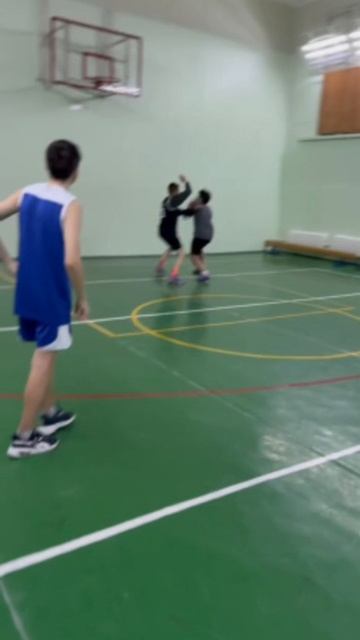 Баскетбол Одинцово. Здесь начинается игра. Движение. Команда. Характер. Быстрее. Выше. Вместе.