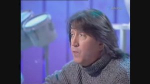 "Крепитесь, люди, скоро лето!". Участники передачи "Кумиры+кумиры". Новогодний выпуск, 2005 г.