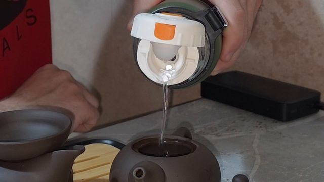 Обзор на Термос для чая, кофе, воды, смеси, напитков 0.8 литр,Термос вакуумный двойной стенкой нержа смотреть онлайн