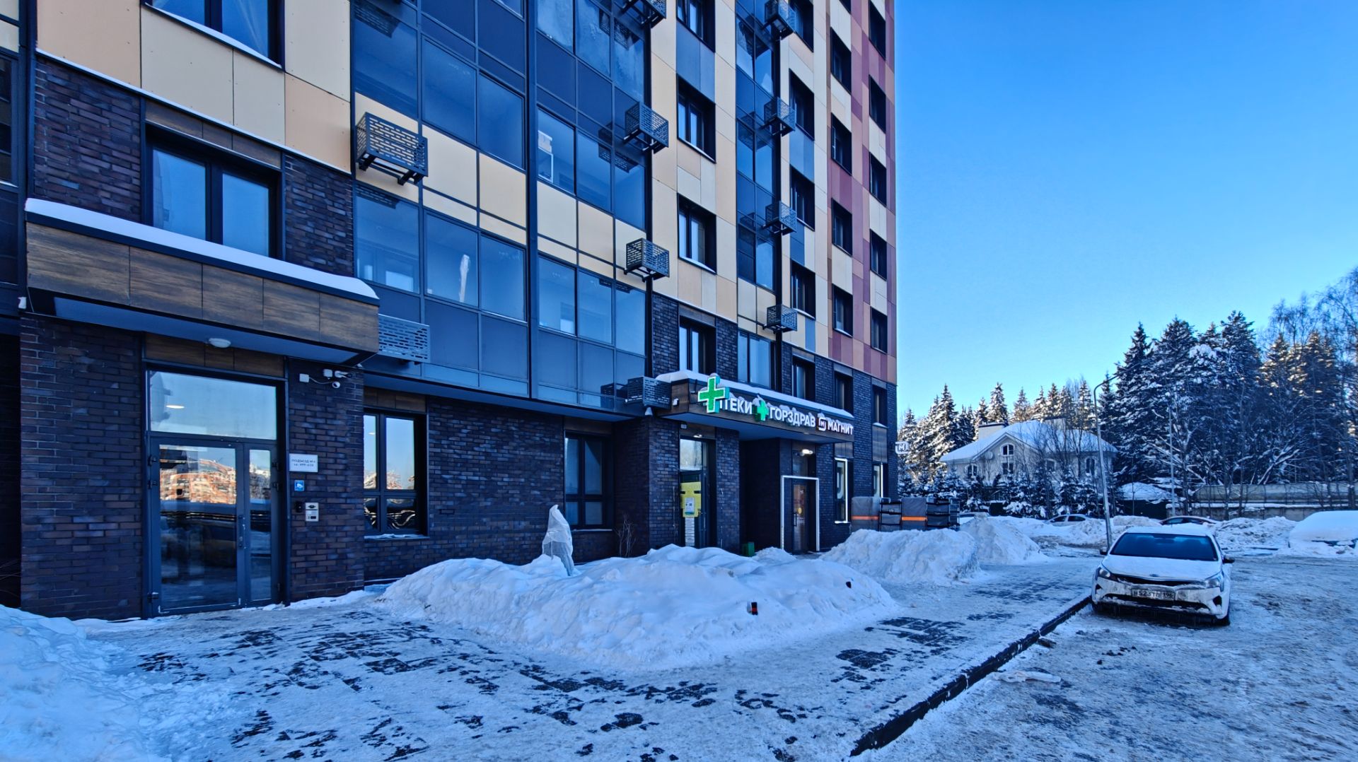 е2 Ватутинки, ул. Яворки 1к5