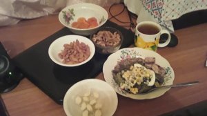 Приготовила ужин, вяжу кардиган сыну- запись от 03.11.25