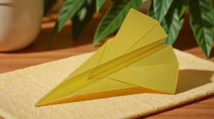 КАК СДЕЛАТЬ САМОЛЕТ ИЗ БУМАГИ КОТОРЫЙ ДАЛЕКО И ДОЛГО ЛЕТАЕТ