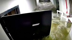 «Титаник» по-хабаровски: прорыв трубы в Хабаровске привел к затоплению паркинга