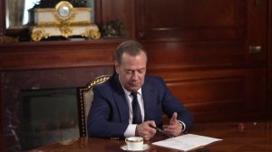 «Почему Max боятся зря»: Дмитрий Медведев — о Telegram, военкорах и цифровом суверенитете