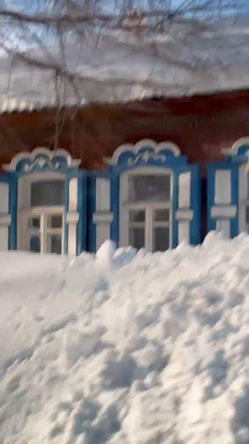 Замело! Еще метр с кепкой - и по макушку?.. смотреть онлайн