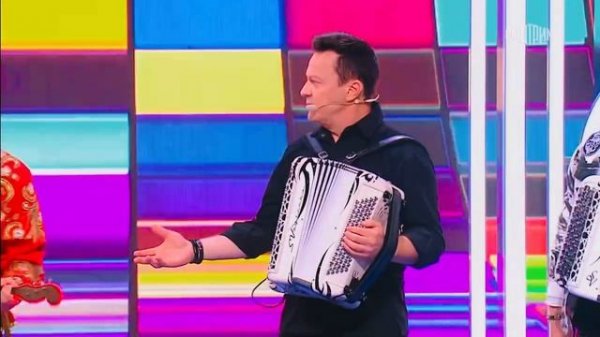 Зори Бэнд покорили жителей Сочи своим выступлением