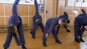 Урок физкультуры в 5 классе. Видеосъемка и монтаж - кадеты Лаврентий Алексеев и Степан Кадиленков