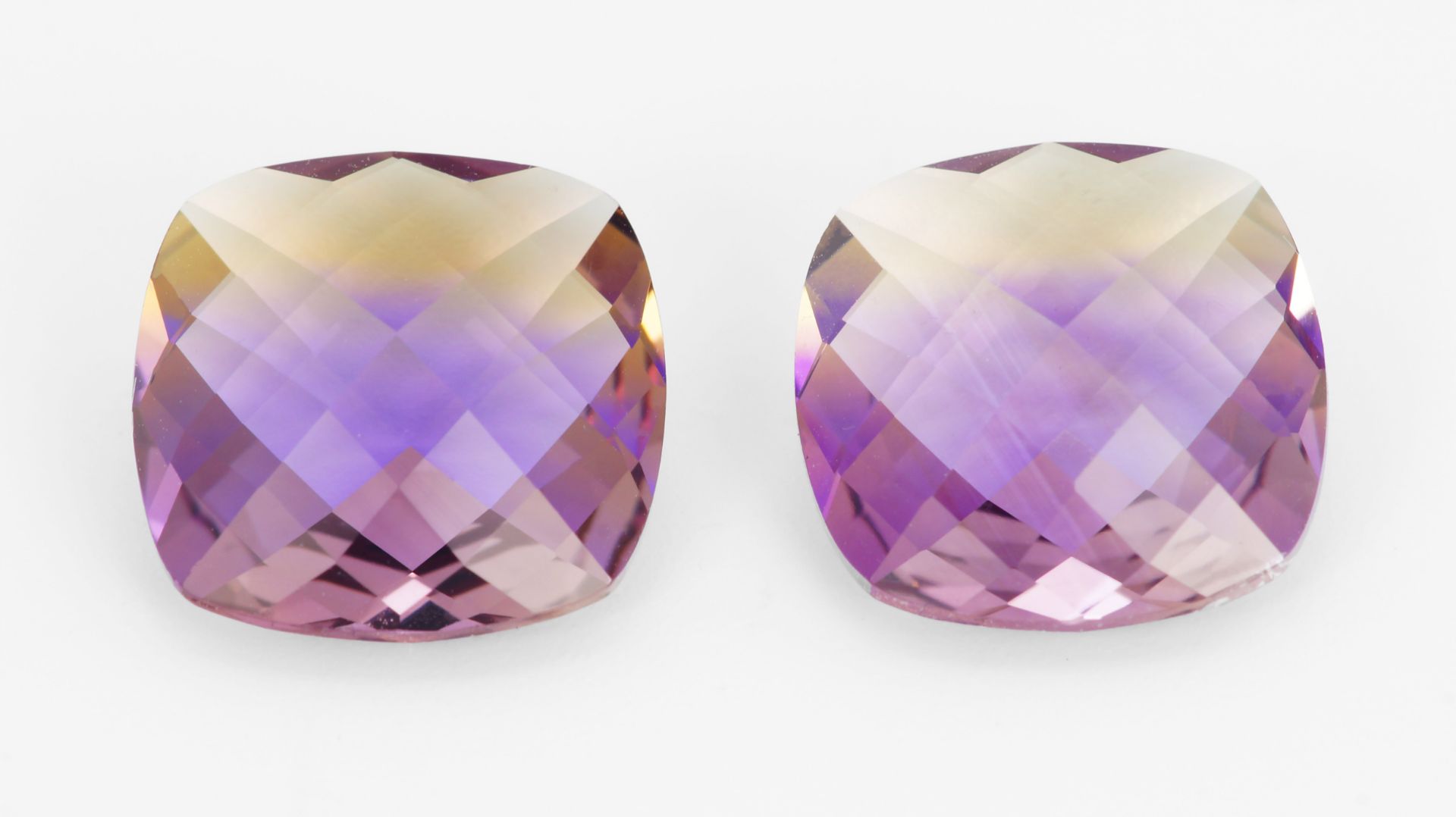 Парный Аметрин 10,12 карат смотреть онлайн