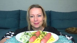 Мукбанг обед перед хоккеем. Макароны с сосисками, салат огуречный. Еда.
