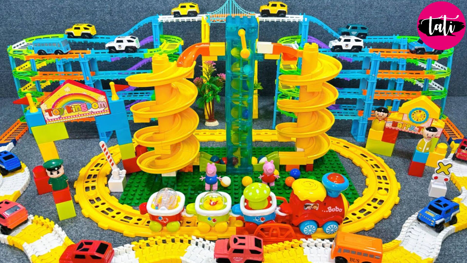 Играем в самую большую трассу. Мультфильм для детей. ASMR АСМР смотреть онлайн