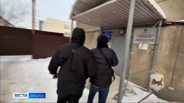 Скрывавшегося в Африке жителя Иркутска доставили на родину смотреть онлайн