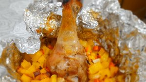 Голени с овощами в аэрогриле