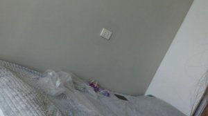 построила секретную комнату прямо под кроватью!!!!