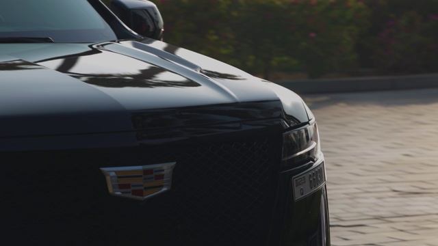 Cadillac Escalade Dubai смотреть онлайн