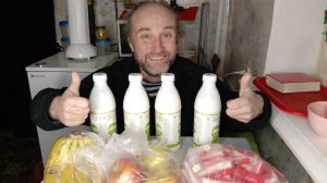 завтрак с Рыжулей. спасибо за донат. распаковка. мукбанг. обжор. еда на камеру. диета. шизофрения.