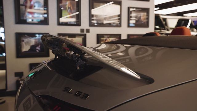 Mercedes 63 купили в Dubai- самый большой авто салон спорт каров смотреть онлайн