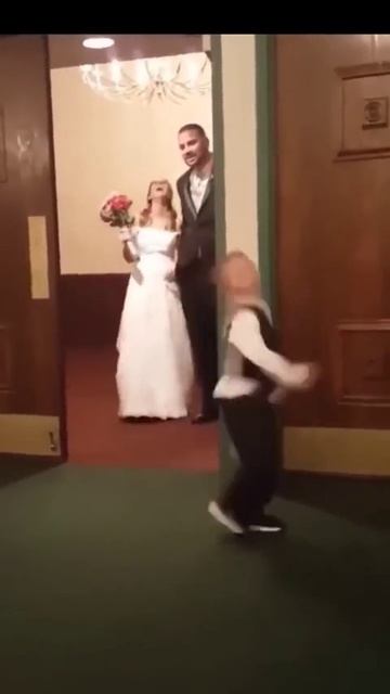 Когда сбагрил сестру замуж и комната теперь только твоя смотреть онлайн