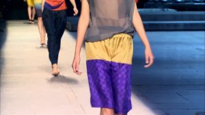 Показ женской коллекции Dries Van Noten весна-лето 2009