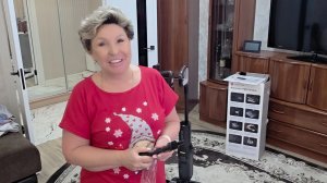 Сегодня у меня, ДОМРАБОТНИЦА, готовит и убирается..