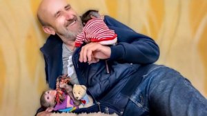 Приход Влада РЕЗКО ИЗМЕНИЛ поведение Маняши, она снова СТАЛА МАЛЕНЬКОЙ!