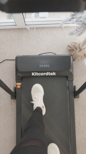 Беговая дорожка

Арт.2978220205

#KITCORDTEK #ozon #спорт #распаковка #длядома #shorts