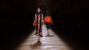 Показ женской коллекции Dries Van Noten осень-зима 2014-2015