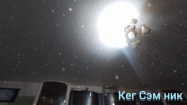 кто первый засмеётся