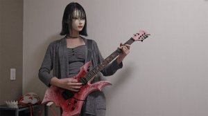 Я попробовала  сыграть даль звездного неба на дьявольской гитаре!！