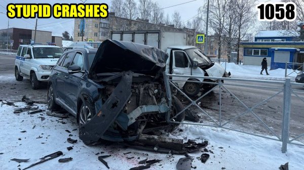 Подборка аварий и дтп на видеорегистратор. 03 02 26