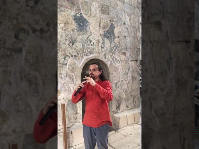 Дудук в храме в горах Абхазии. Павел Правил Новиков