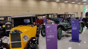 Аэропорт Домодедово.Ретро-авто.