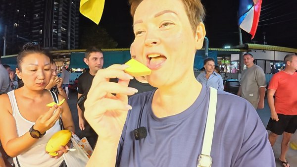 Я в ШОКЕ с шебутных ТУРИСТОВ в Паттайе! НАХАЛЯВУ наелась манго) НИШТЯКИ из Топса, ДЕШЕВОЕ жильё Влог