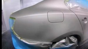 1. Покраска автомобиля в серебро.