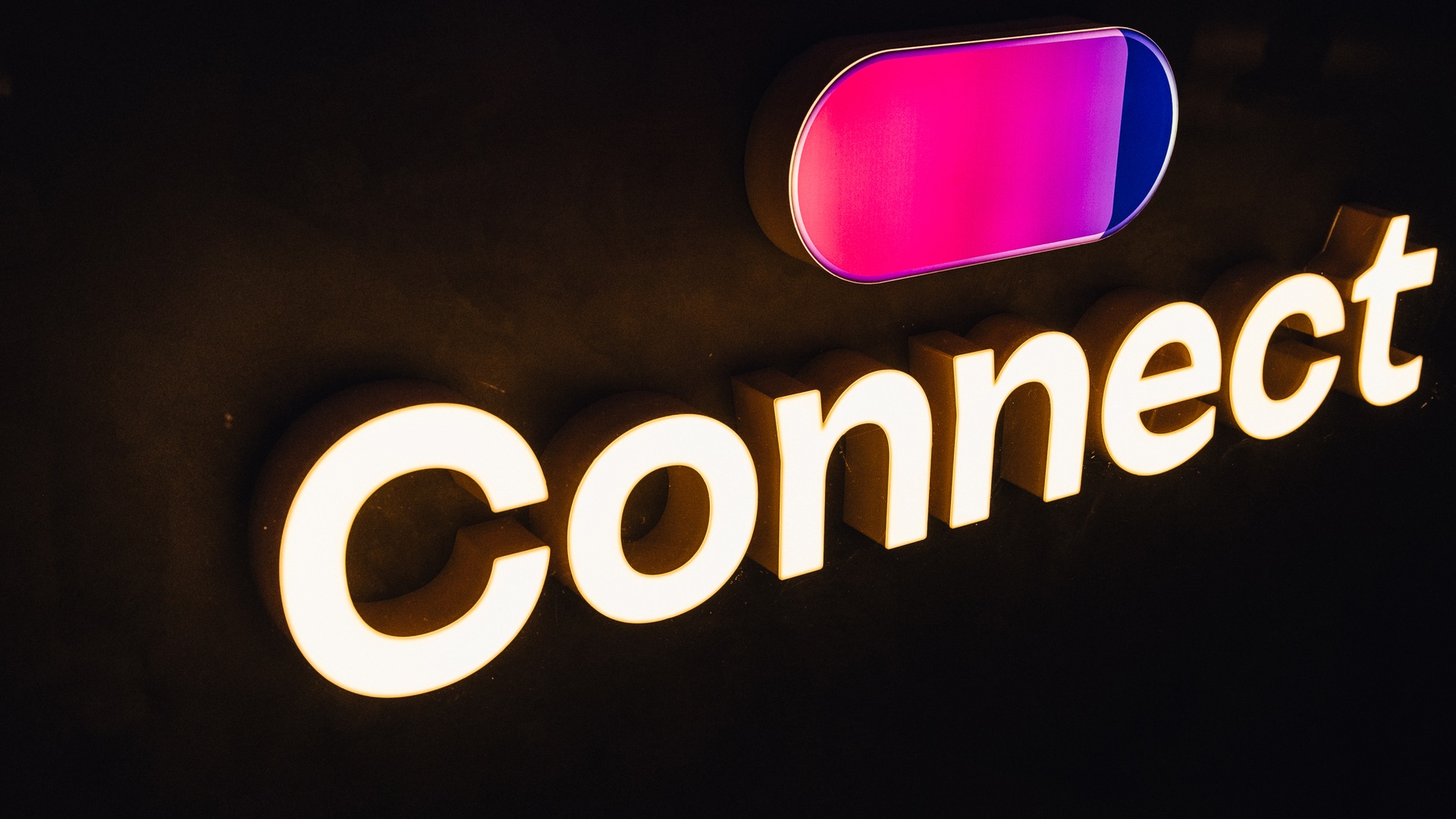 CONNECT смотреть онлайн