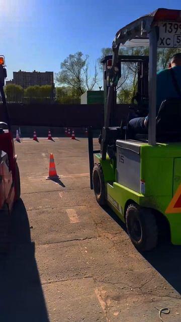 Права на погрузчик смотреть онлайн