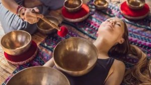 Tibetan bowl singing