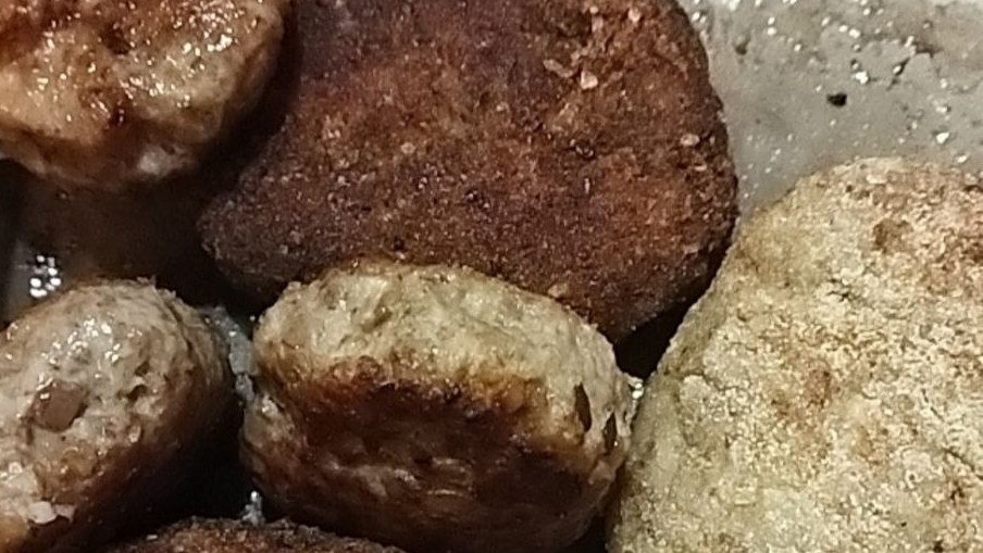 Бюджетные котлеты дома быстро и вкусно.