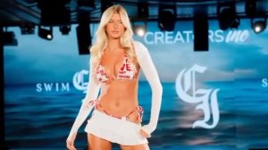 1000011404.mp4.  " ты приходи , днём или ночью , хочешь с рассветом мой дом озари...