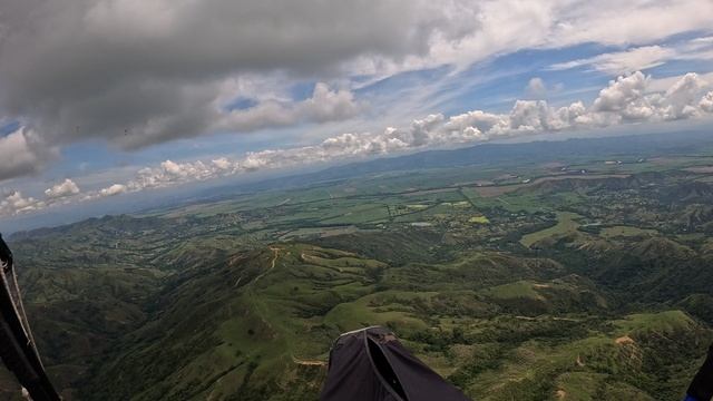 Полеты на параплане,Колумбия,04.02.2026,ч.3 смотреть онлайн