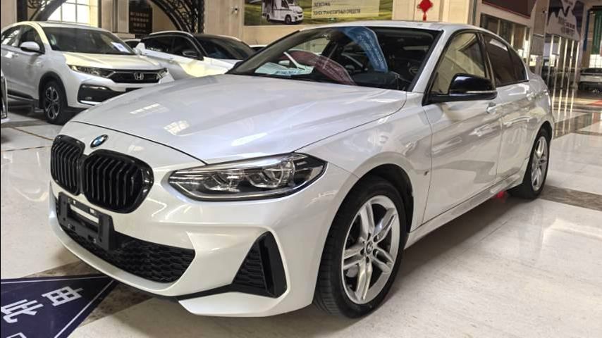 BMW 1 серии года 120i 1.5T M Sport смотреть онлайн