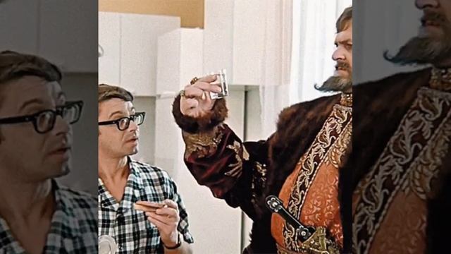 Иван Васильевич меняет профессию... представляет реализ... смотреть онлайн