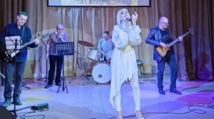 Алла Варламова и ВИА «Живое слово - живой звук», «Зима всё сделала сама»