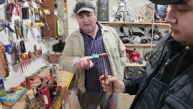 ОТА БОЛА КАШФИЁТЧИЛАР смотреть онлайн