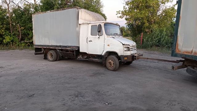 новое поступление на разбор ЗИЛ бычок