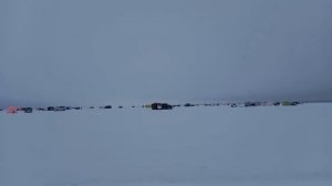 Сухое море,Железные ворота