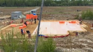 Утепляем и защищаем фундамент от промерзания и влаги: весь процесс – за 25 секунд