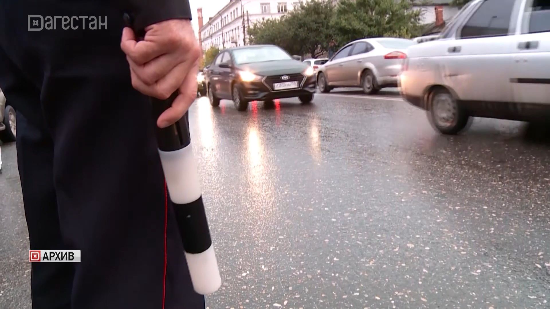 В Дагестане более 700 водителей оштрафованы за разговоры по телефону за рулем смотреть онлайн