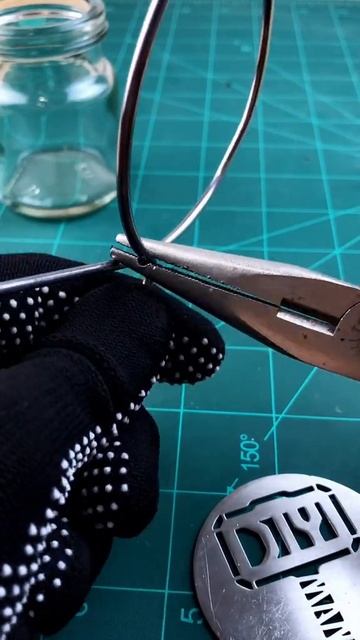 Высокотехнологичные инструменты – это здорово, но опыт мастера – еще практичнее! смотреть онлайн